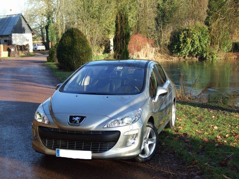 http://www.forum-peugeot.com/Forum/mesimages/20489/308 de Guillj-13.jpg
